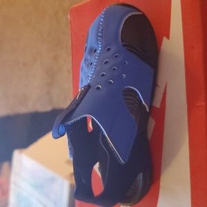 Nike Sunray Protect Sandals Blue Toddler size 7